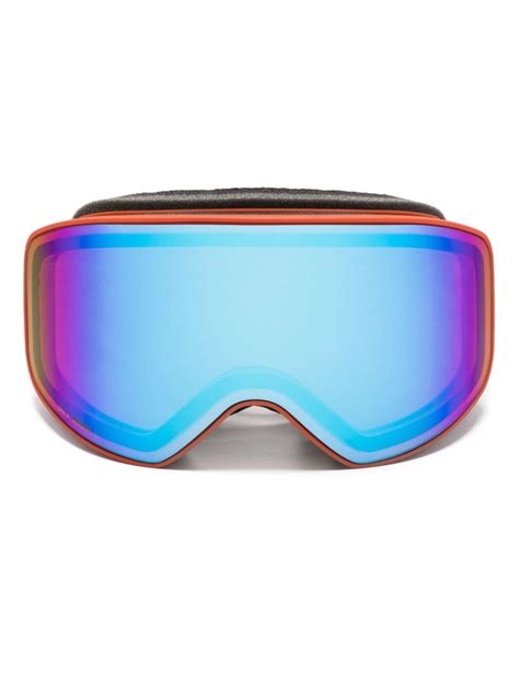 CHLOÉ EYEWEAR + Fusalp Cassidy ski goggles.